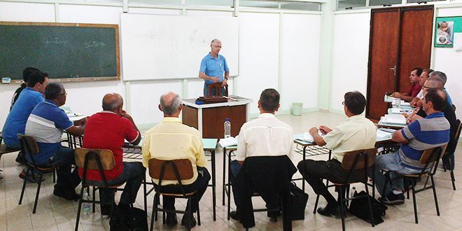 Diocese de União da Vitória -Brasil-, 12 candidatos se preparam para o Diaconado Permanente
