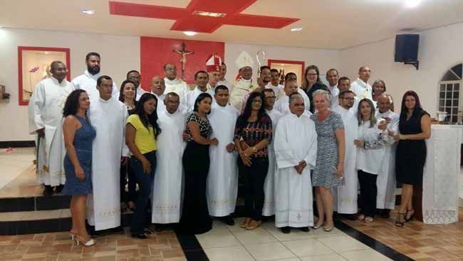 Candidatos da Escola Diaconal São Lourenço da Arquidiocese de Palmas (TO, Brasil) recebem o Leitorato