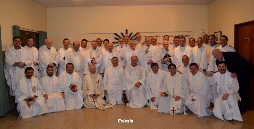 Los sacerdotes de Lomas de Zamora (Argentina) trabajan sobre el diaconado permanente y otras líneas pastorales de la diócesis