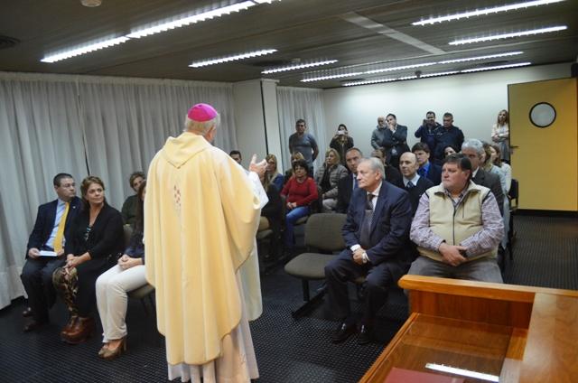 Servicio litúrgico del diácono Ramón Delgado en los tribunales de Lomas de Zamora (Argentina)