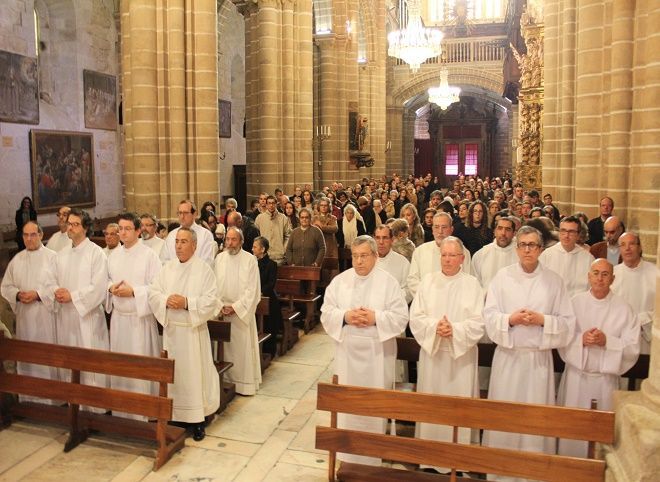 Arquidiocese de Évora, Portugal, recebe ordenação de 18 Diáconos Permanentes