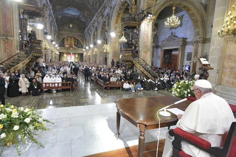 Discurso del Papa Francisco en la Catedral de Santiago, Chile, ante los sacerdotes, diáconos, religiosos/as, consagrados/as, seminaristas