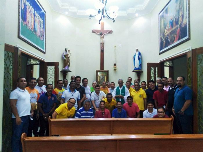 Candidatos da Diocese de Abaetetuba, PA, Brasil, estudam último módulo