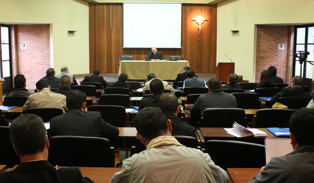 Directores de Escuelas Diaconales se reunirán en Bogotá
