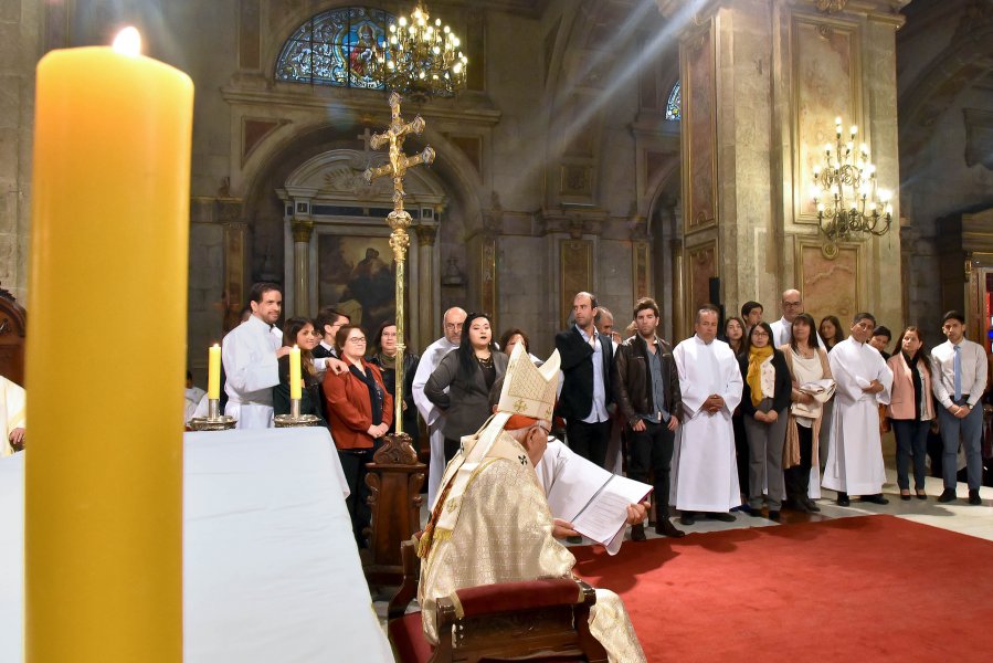 Once nuevos diáconos para la iglesia de Santiago de Chile