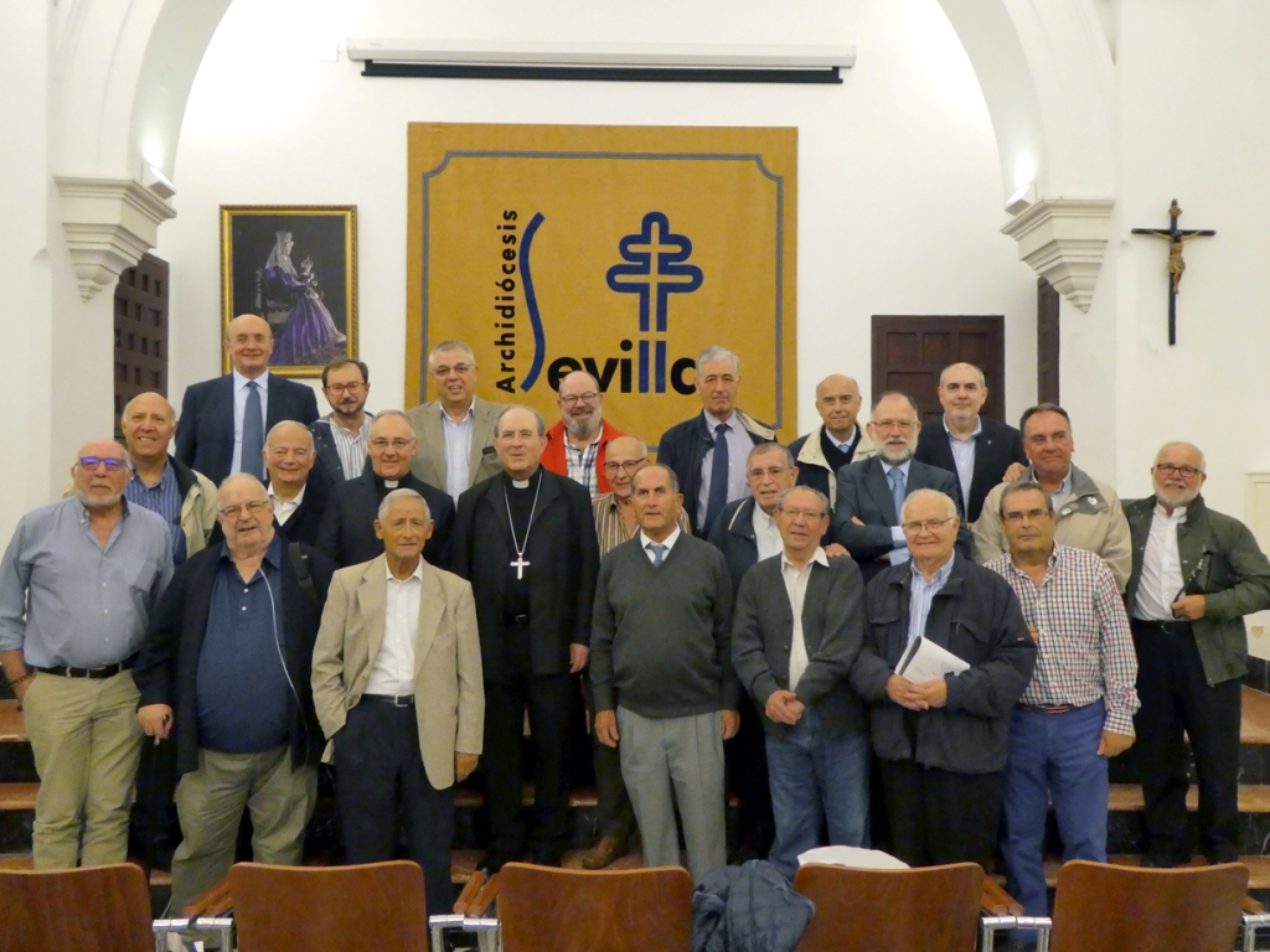 Archidiócesis de Sevilla-España-: Encuentro del arzobispo con la comunidad diaconal diocesana