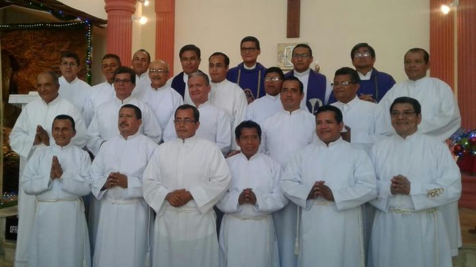 Candidatos al Diaconado Permanente de la arquidiçocesis de Guayaquil (Ecuador) celebraron Rito de Admisión