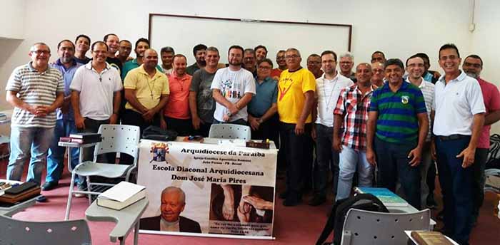 Escola Diaconal da Arquidiocese da Paraíba -Brasil- realiza o primeiro encontro