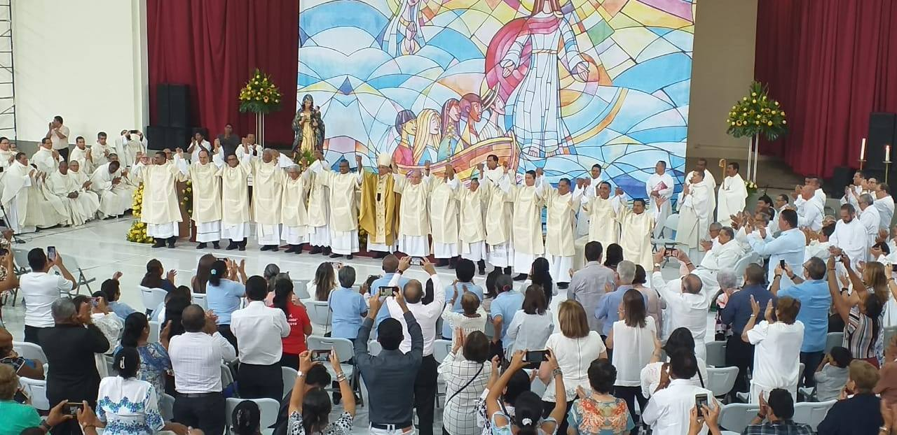 En la Arquidiócesis de Panamá quince nuevos diáconos permanentes al servicio de la Iglesia y de los más necesitados