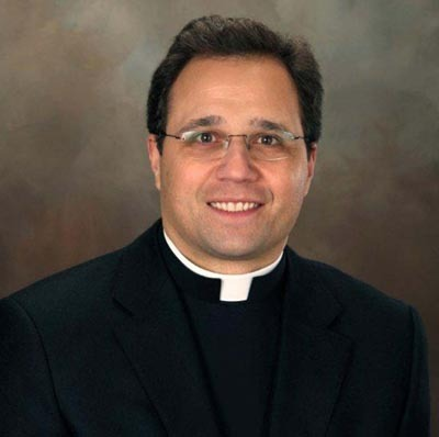 Deán de la catedral de la diócesis de Paterson -EEUU-: Gracias Diácono José Pomales!  La Gracia del Diaconado Permanente!