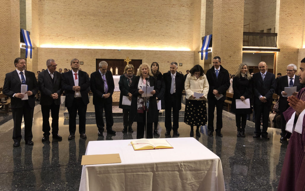 Diócesis de Segorge-Castellón, España: Los candidatos al diaconado permanente hacen profesión de fe y sus esposas dan el consentimiento