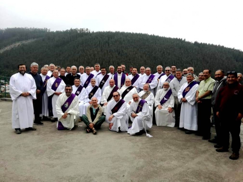 Diaconado Permanente y Clero de Concepción -Chile- participan en retiros espirituales