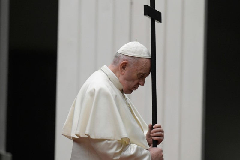 Hoy es Viernes Santo. Vida crucis del ámbito carcelario con el Papa