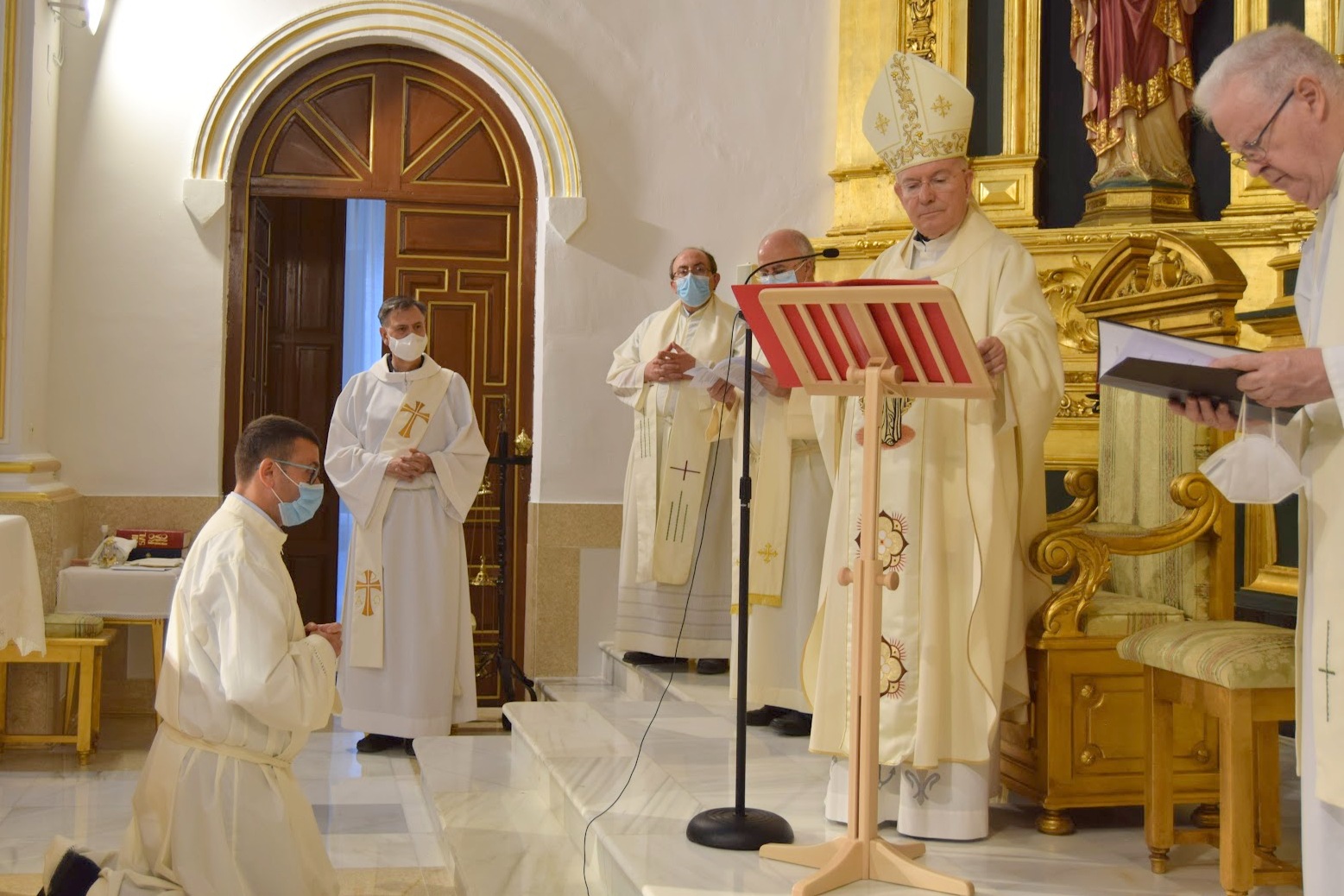 El Obispo de Jaén, España, preside la admisión a órdenes del aspirante a diácono permanente D. Francisco José Cano de Haro