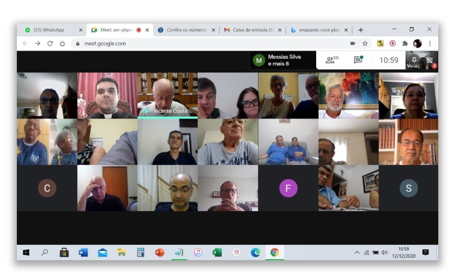 Diáconos da Diocese de Jundiaí -Brasil assistem teleconferência sobre evangelizar no mundo conectado