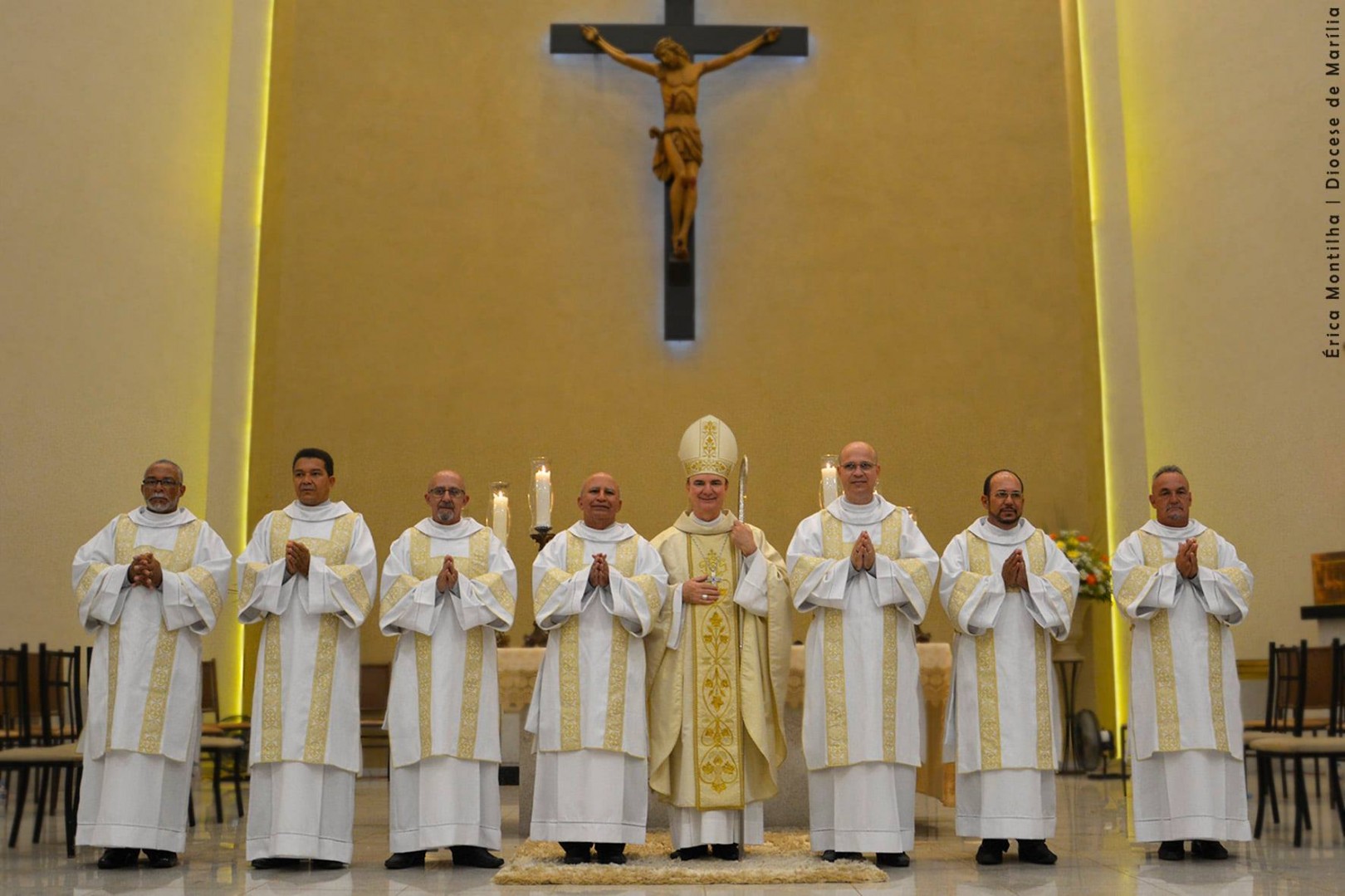 Sete diáconos são ordenados em Garça (SP, Brasil) e bispo fala sobre a importância do testemunho matrimonial