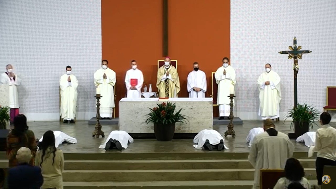 Arquidiocese de BH. Brasil ganha 20 diáconos em novembro