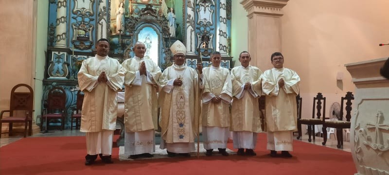 Diocese de Parnaíba (PI, Brasil) ganha 5 novos Diáconos Permanentes