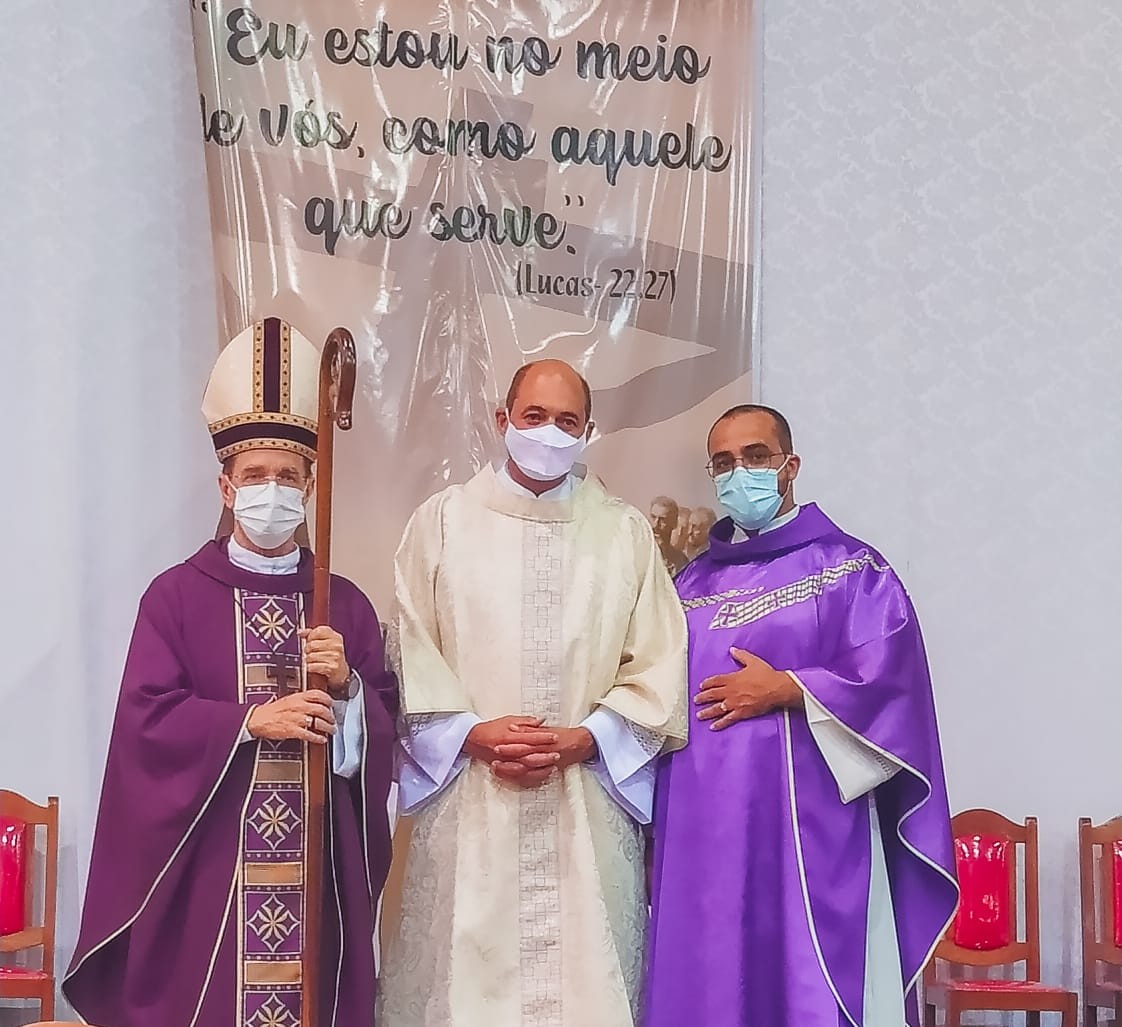 DIOCESE DE CACHOEIRO DE ITAPEMIRIM, BRASIL, GANHA NOVO DIÁCONO PERMANENTE